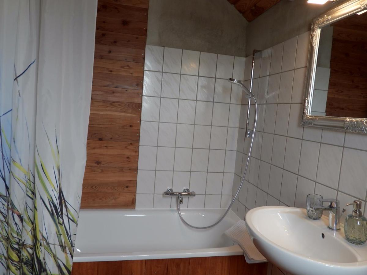 Lodge Susanna Neu Mit Netflix Traveller Awards 2025 *